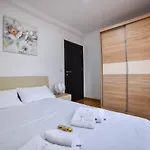 Apartment Vanja Lux Binis