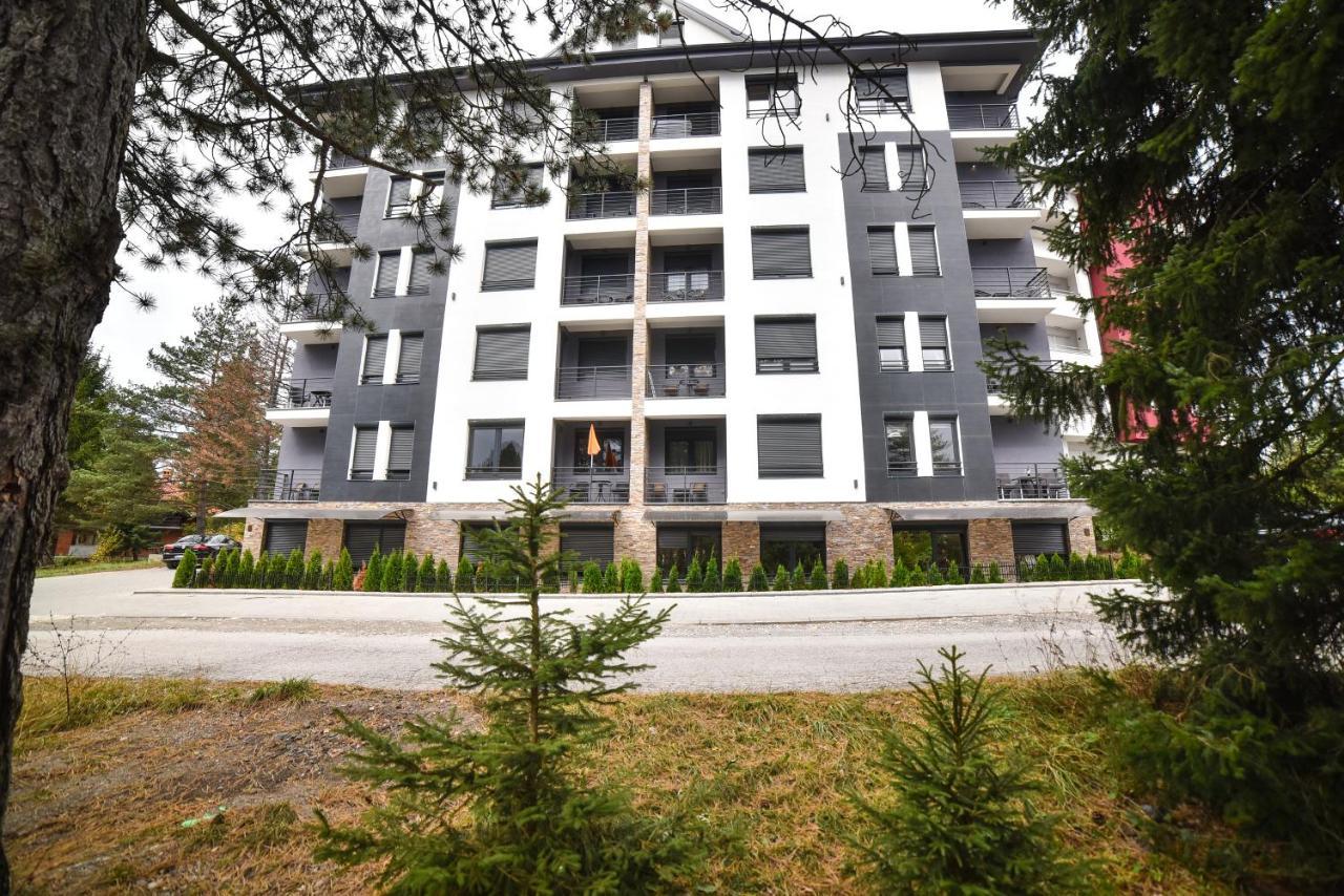 Vanja Lux Binis Apartment
