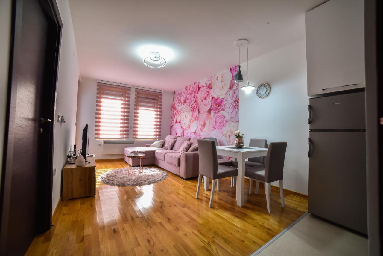 Vanja Lux Binis Apartment *